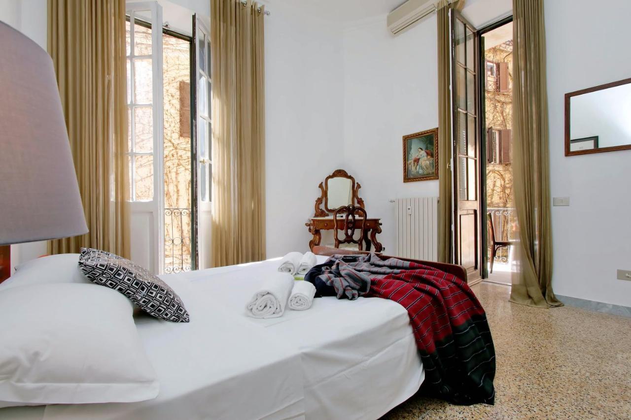 4Bnb - Tiberina Spacious Apartment Рим Екстериор снимка